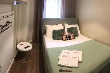 ペンション Junqueira76 Guesthouse