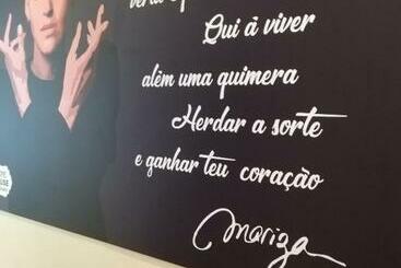 پانسیون Divine House Of Graça