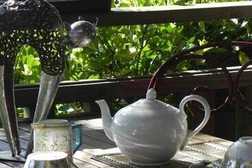 تختخواب و صبحانه Les Chambres Du Chat Perché