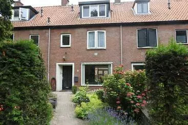 Aamiaismajoitus (B&B) My A Mi Go S