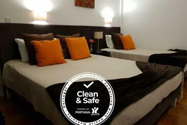 پانسیون Alojamento Ar E Sol