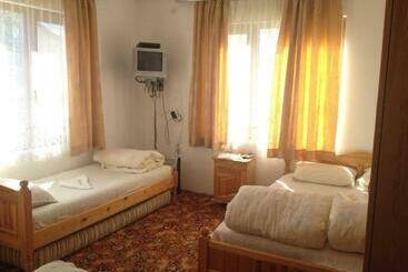 Пансион Guest Rooms Dyado Sabcho