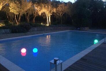 B&b Le Mas Des Chenes