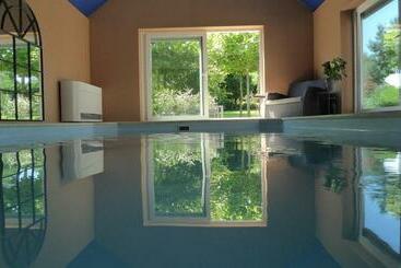 ベッドアンドブレックファースト La Couette De L Ours