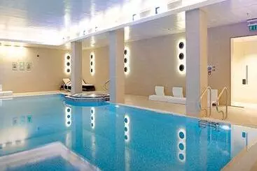 Lingfield Park Marriott Hotel & Country Club