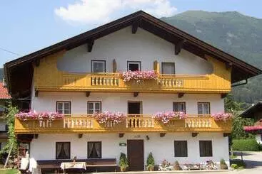 Aamiaismajoitus (B&B) Gästehaus Loithaler
