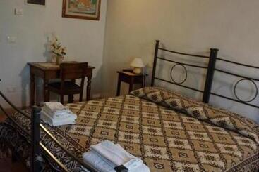 فندق Agriturismo Stazione Di Monta