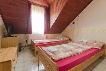 Família Panzió