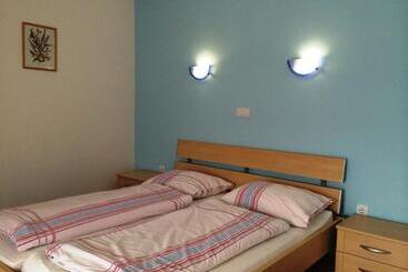 هتل Tourist Farm šalamun