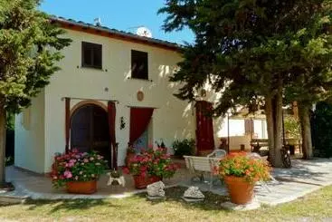 ホテル Agriturismo Podere Sottogello