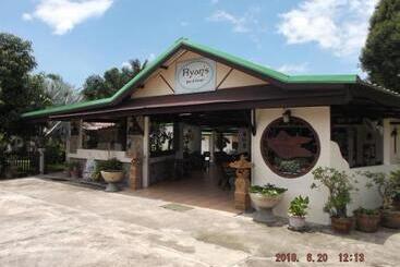 Ryans Resort
