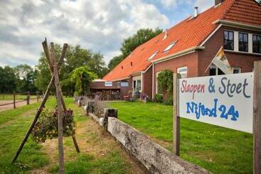 צימר Slaopen En Stoet