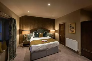 Auberge The Plough