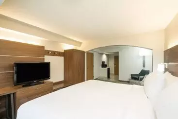 Holiday Inn Express Hotel & Suites Louisville East, An Ihg