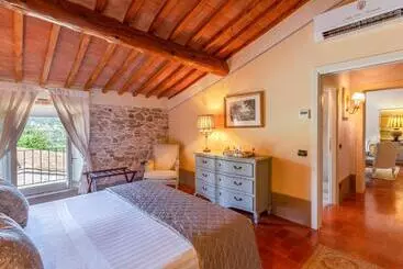 Hotelli Villa Pitti Amerighi   Residenza D Epoca