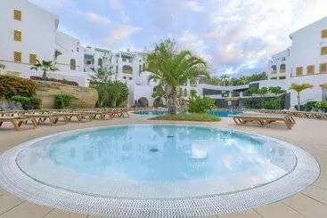 Huoneisto Sunset Harbour Club