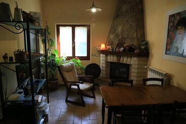 فندق Agriturismo Il Casale Pica