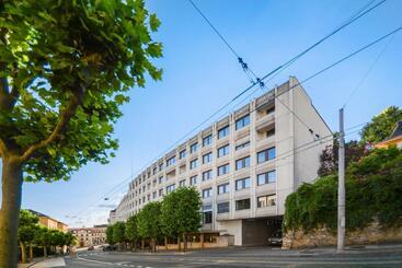 Hotel Neuchatel City