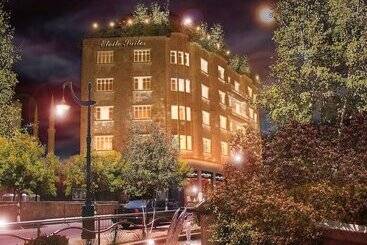 Etoile Suites Boutique Hotel Down Town