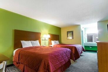 فندق Econo Lodge