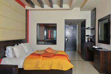 هتل Hollywood Inn Boutique