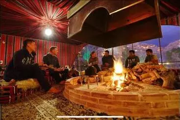 هتل Little Petra Bedouin Camp