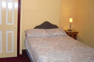 The New Reading Hotel