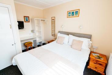 הוסטל Surfside Stop