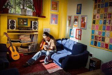 Castle Rock Hostel   Adults Only