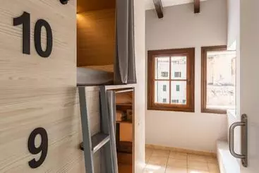 El Josemari Youth Hostel   Albergue Juvenil