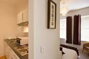 בית מלון כפרי The Guesthouse East