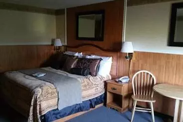 Отель Hallmarc Inn & Suites Of West Memphis