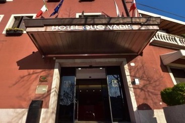 Отель Quo Vadis