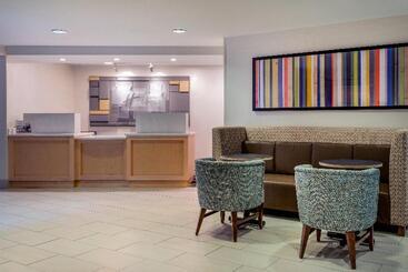 בית מלון כפרי Holiday Inn Express Chapel Hill, An Ihg