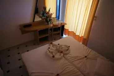 Fili Hotel Apartments