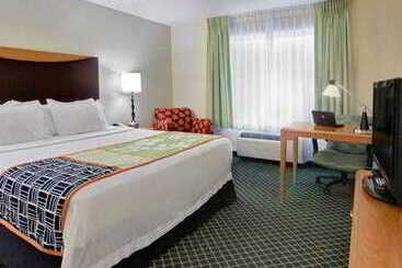 בית מלון כפרי Fairfield Inn Harrisburg Hershey