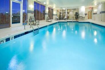 Delta Hotels By Marriott Colonial Heights