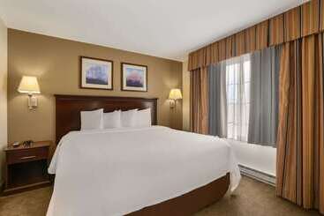 فندق Mainstay Suites Fitchburg  Madison