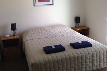 관광객 아파트 Carnarvon Central Apartments