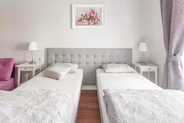 Babel Hostel, Dworzec Pkp, Rynek