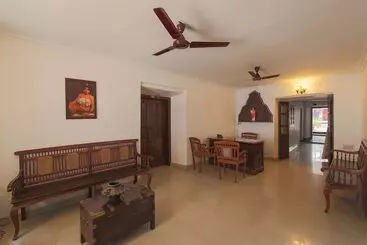 Hotel Rossitta Wood Castle