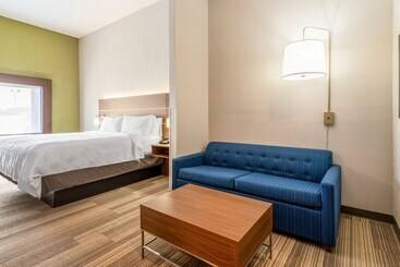 Holiday Inn Express Hotel And Suites Statesville By Ihg