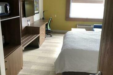 ホテル Holiday Inn Express Mt. Vernon, An Ihg