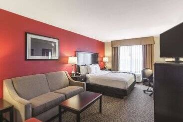 هتل La Quinta By Wyndham Fargo Medical Center