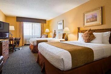 Отель Best Western Plus Country Inn & Suites