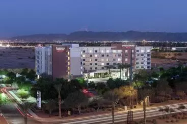 Отель Fairfield Inn And Suites Phoenix Chandler Fashion Center