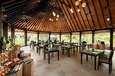 هتل Sun Siyam Iru Fushi With Free Transfer