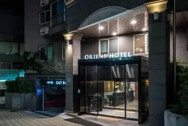 בית מלון כפרי Oriens  & Residences