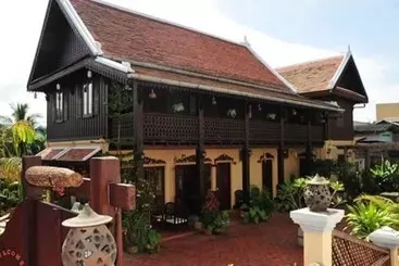 一軒屋 Villa Senesouk Luang Prabang