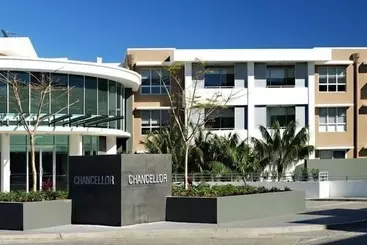 Hotel Chancellor Executive Apartments